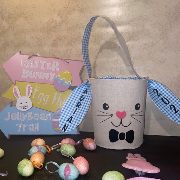 Personalized Easter baskets - Picture 2 of 3